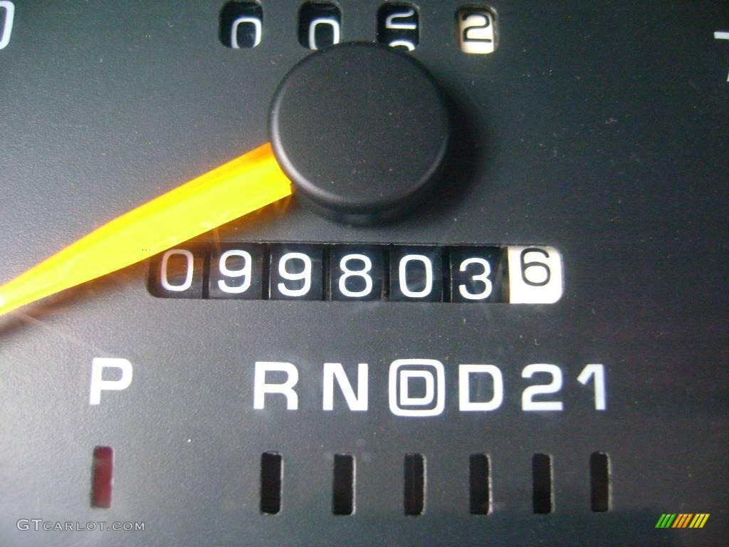 1994 S10 LS Extended Cab - Bright Red / Gray photo #13
