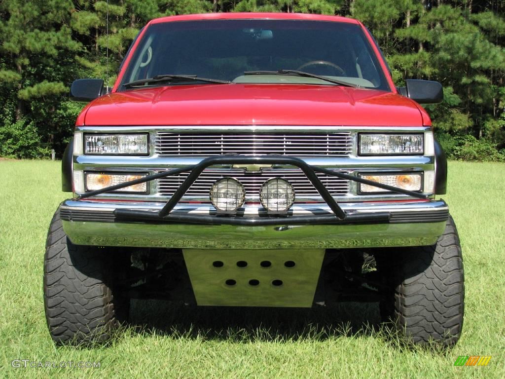 1996 Tahoe LT 4x4 - Victory Red / Tan photo #3