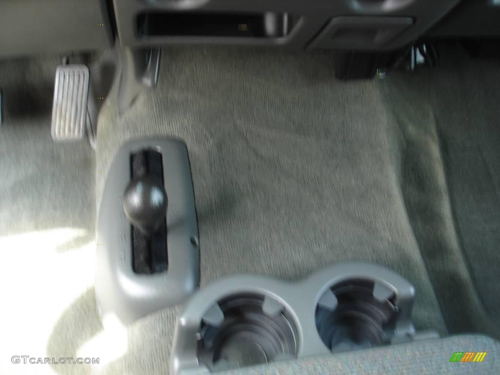 2003 Silverado 1500 LS Extended Cab 4x4 - Dark Gray Metallic / Medium Gray photo #23