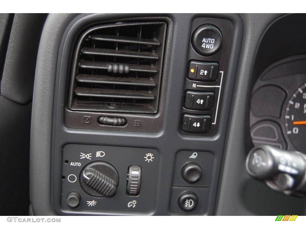 2003 Silverado 1500 LS Extended Cab 4x4 - Black / Dark Charcoal photo #14