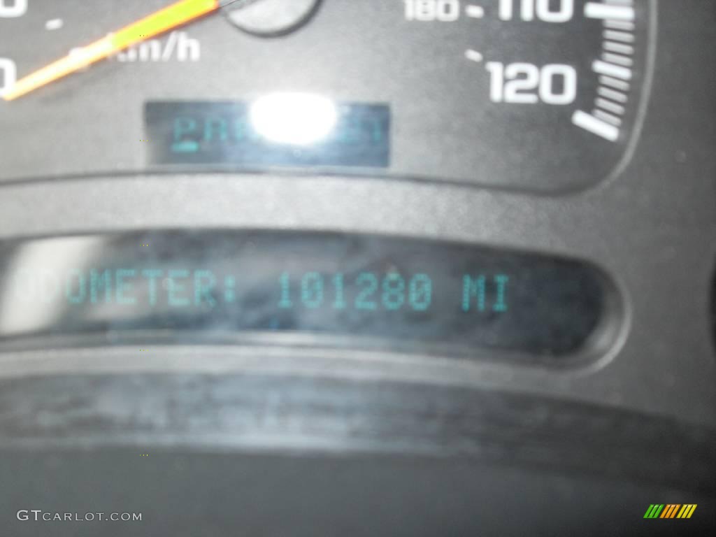 2003 Suburban 1500 LT - Redfire Metallic / Gray/Dark Charcoal photo #9