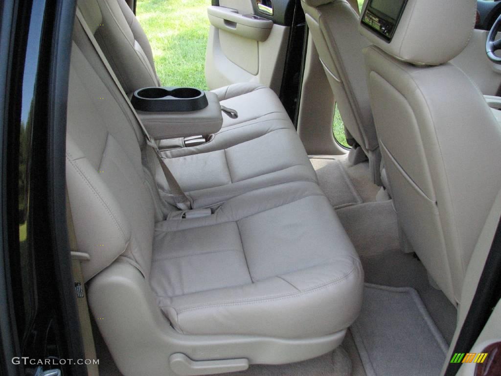2007 Suburban 1500 LTZ 4x4 - Black / Light Cashmere/Ebony photo #18