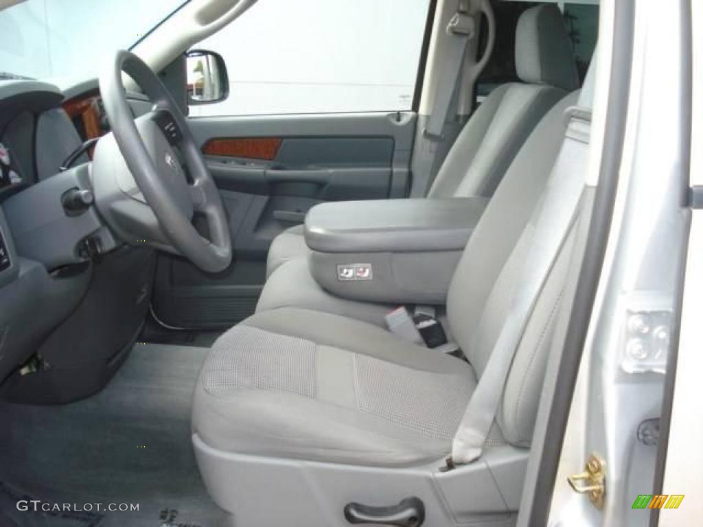 2006 Ram 1500 SLT Quad Cab 4x4 - Bright Silver Metallic / Medium Slate Gray photo #9