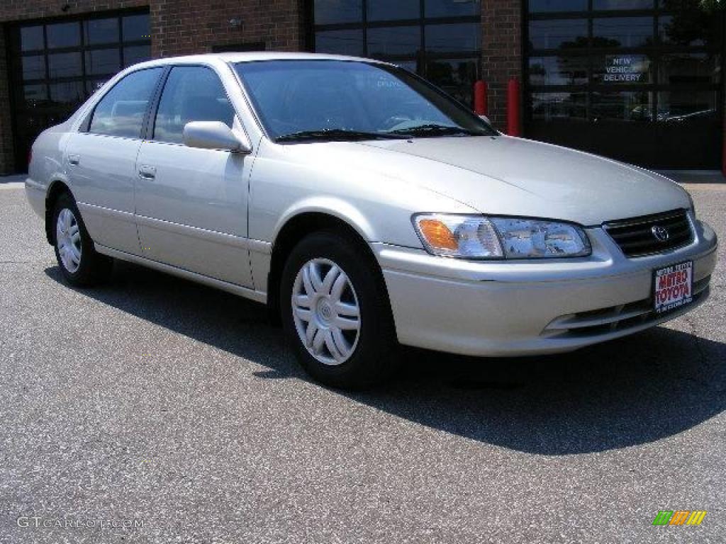 2000 Camry LE - Lunar Mist Metallic / Gray photo #1