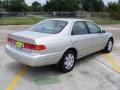 2000 Lunar Mist Metallic Toyota Camry LE  photo #3