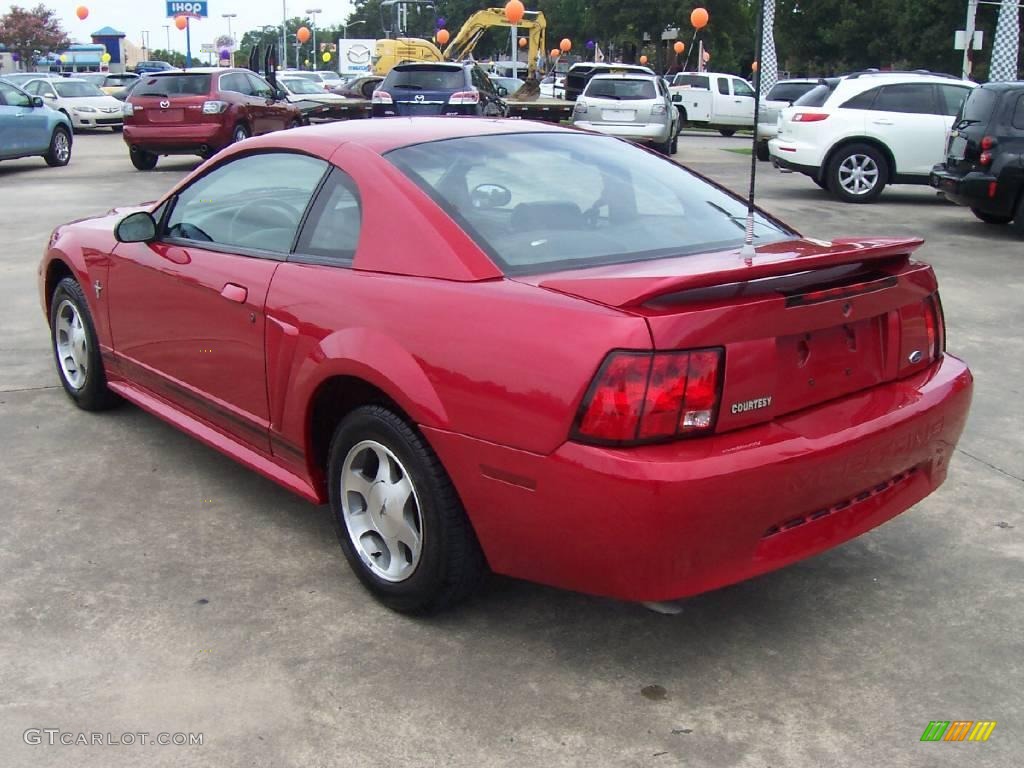 2000 Mustang V6 Coupe - Laser Red Metallic / Dark Charcoal photo #3