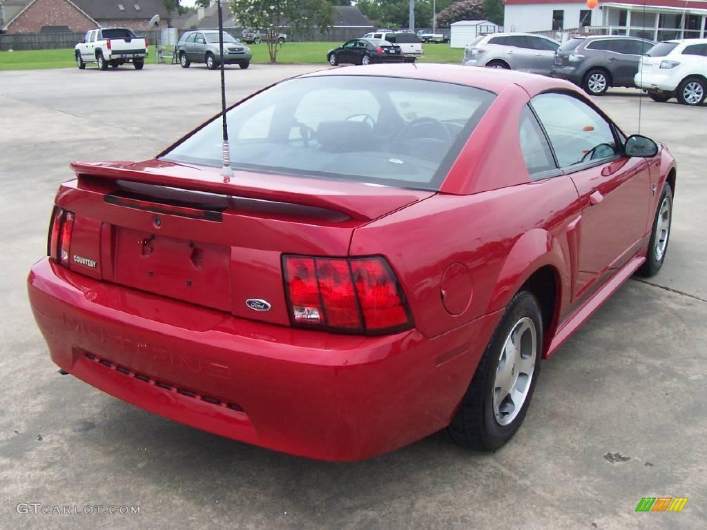 2000 Mustang V6 Coupe - Laser Red Metallic / Dark Charcoal photo #5