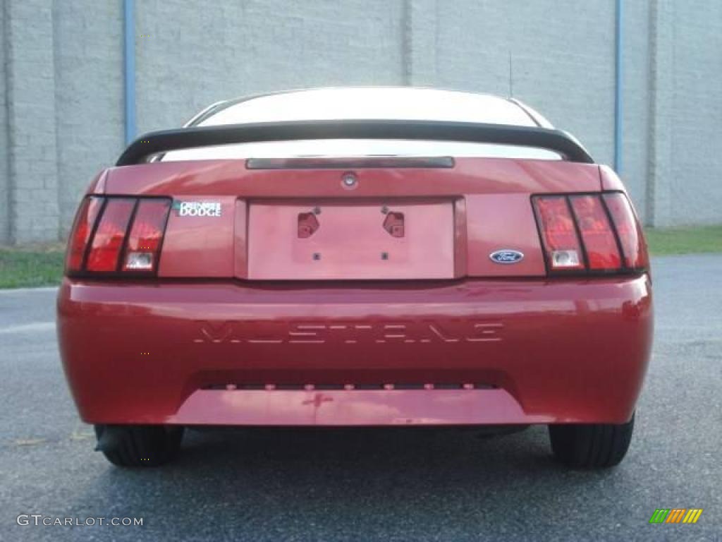 2000 Mustang V6 Coupe - Performance Red / Medium Graphite photo #5