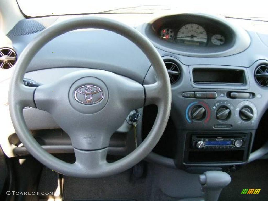 2003 ECHO Sedan - Silver Streak Mica / Shadow Gray photo #14