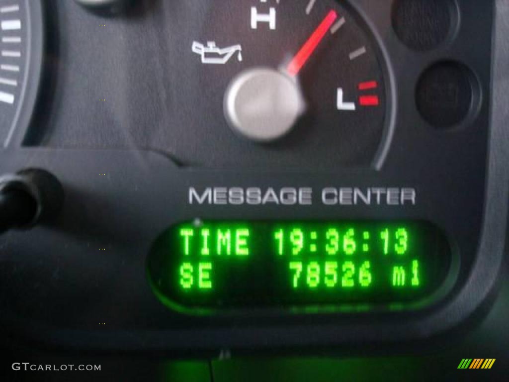 2005 Explorer XLT 4x4 - Mineral Grey Metallic / Midnight Grey photo #25