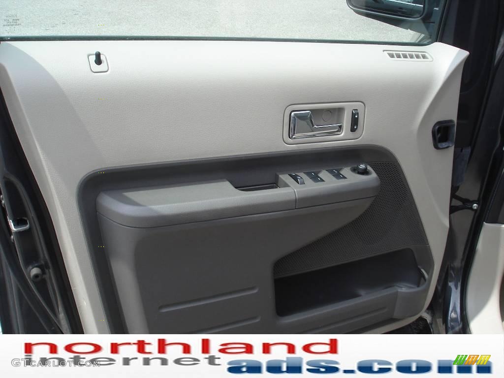 2007 Edge SE AWD - Carbon Metallic / Medium Light Stone photo #9