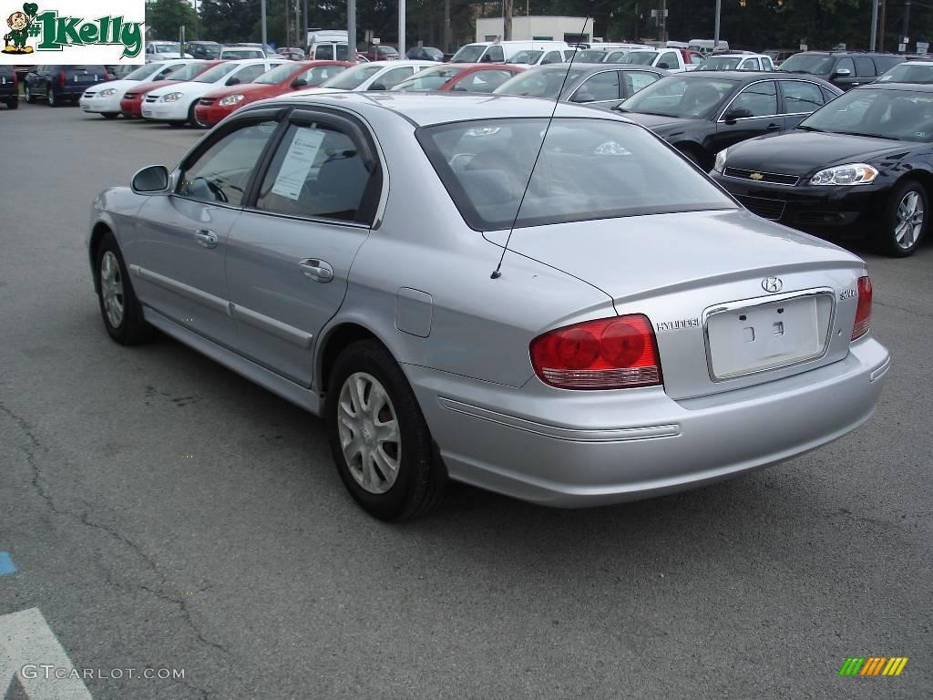 2002 Sonata  - Brilliant Silver / Black photo #4