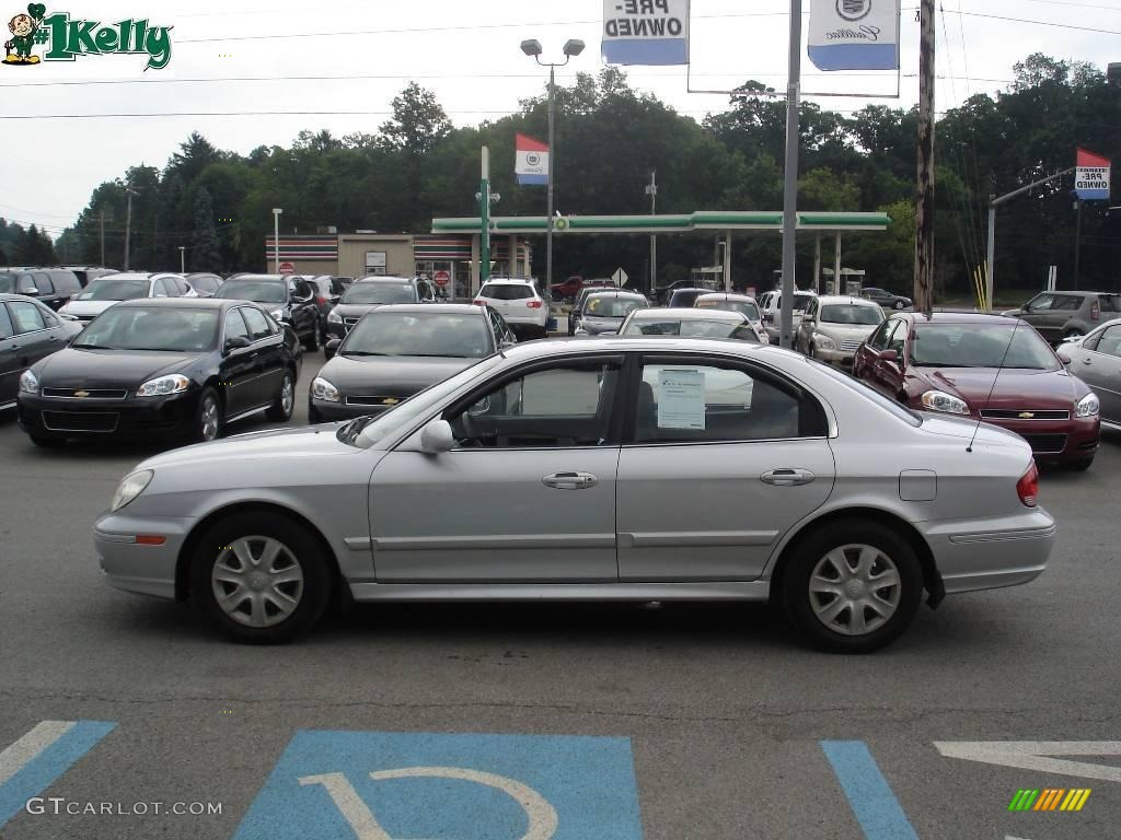 2002 Sonata  - Brilliant Silver / Black photo #5