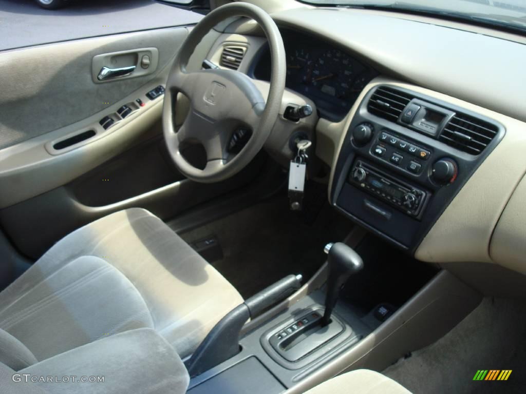 1998 Accord LX V6 Sedan - Dark Emerald Pearl / Ivory photo #16