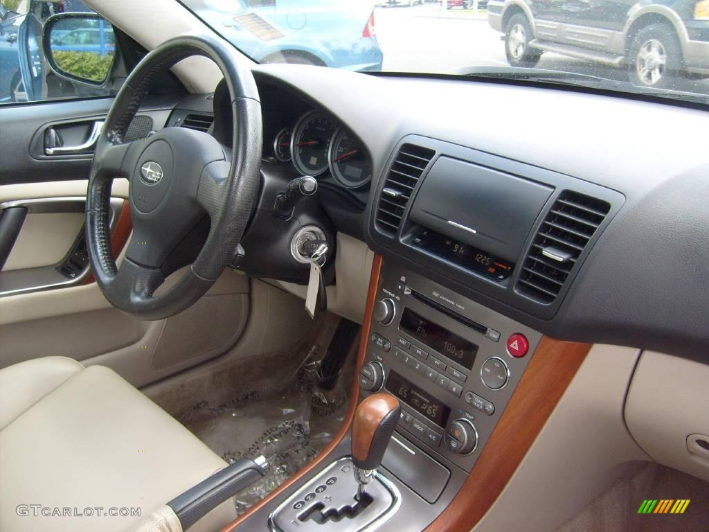2005 Outback 2.5i Limited Wagon - Champagne Gold Opal / Taupe photo #19