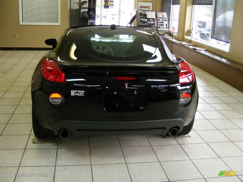 2009 Solstice GXP Coupe - Mysterious Black / Ebony/Red Stitching photo #6