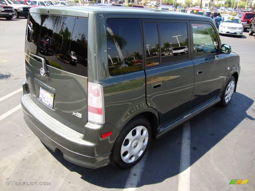 2005 xB  - Camouflage Green / Dark Charcoal photo #3