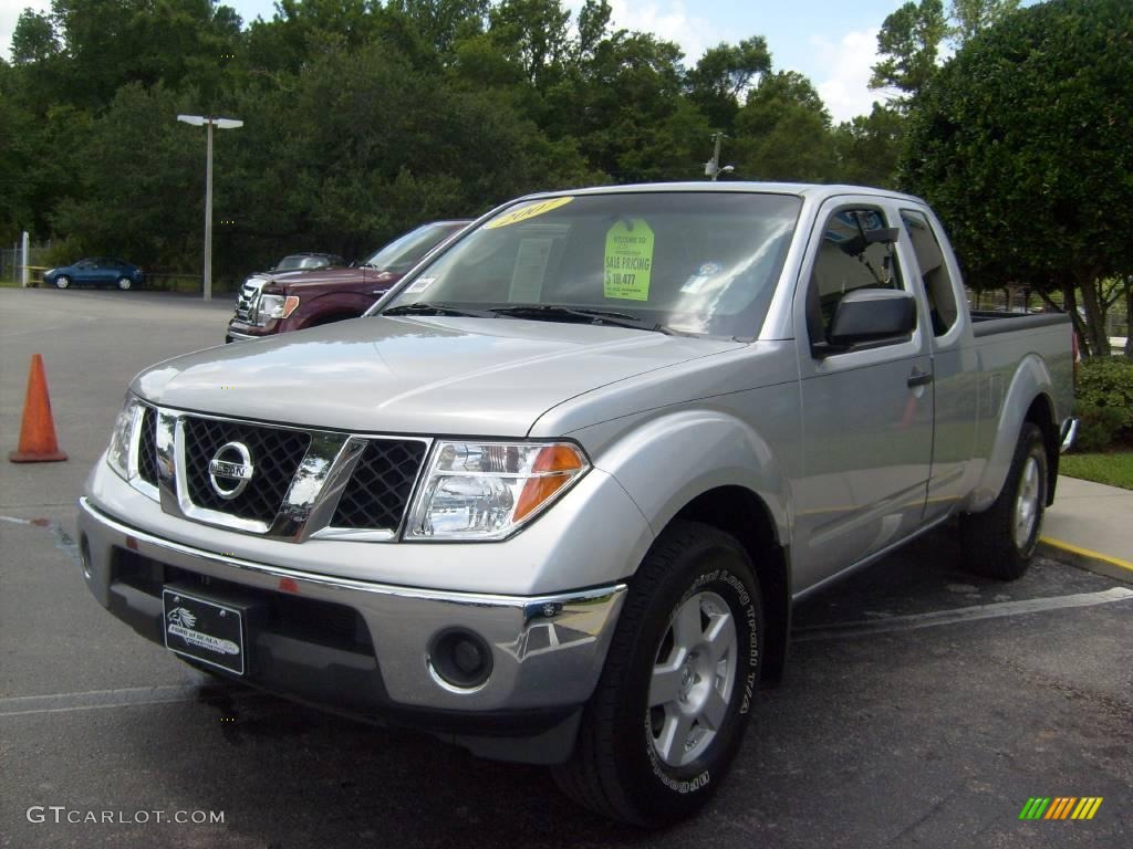 2007 Frontier SE King Cab - Radiant Silver / Steel photo #7