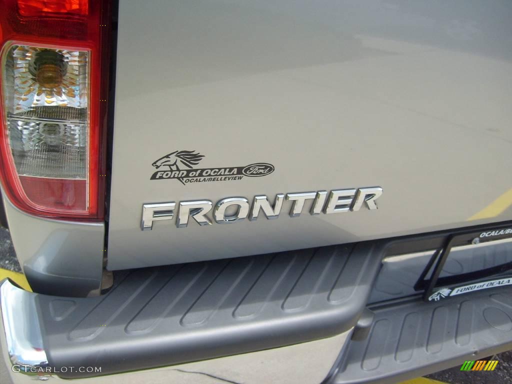 2007 Frontier SE King Cab - Radiant Silver / Steel photo #10