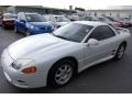 1995 White Pearl Metallic Mitsubishi 3000GT Coupe  photo #2