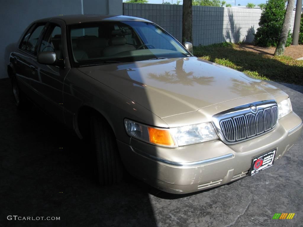 2000 Grand Marquis LS - Harvest Gold Metallic / Medium Parchment photo #4