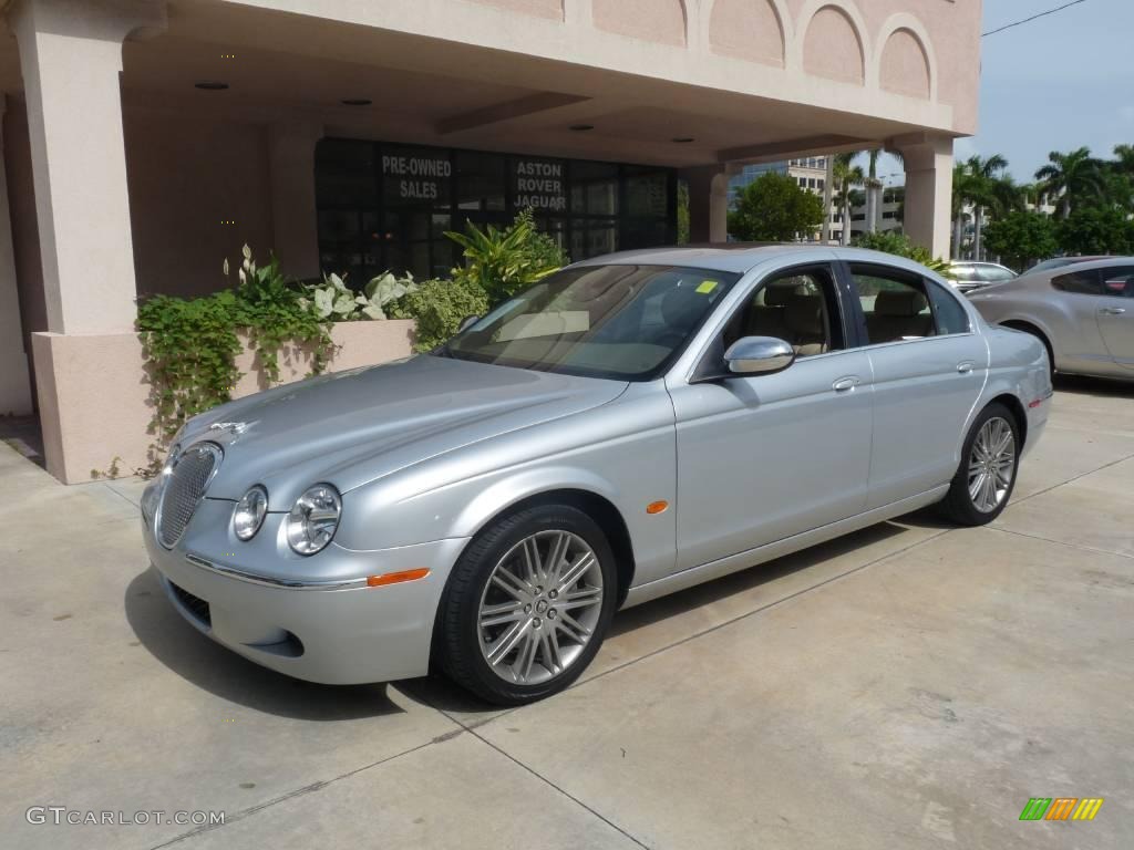 Liquid Silver Metallic Jaguar S-Type