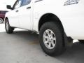 White - Titan SE Crew Cab 4x4 Photo No. 6