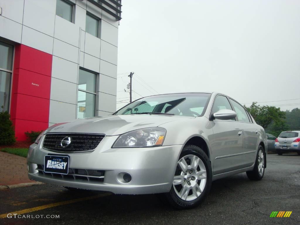 2006 Altima 2.5 S Special Edition - Sheer Silver Metallic / Charcoal photo #3
