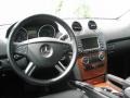 Black - ML 350 4Matic Photo No. 7