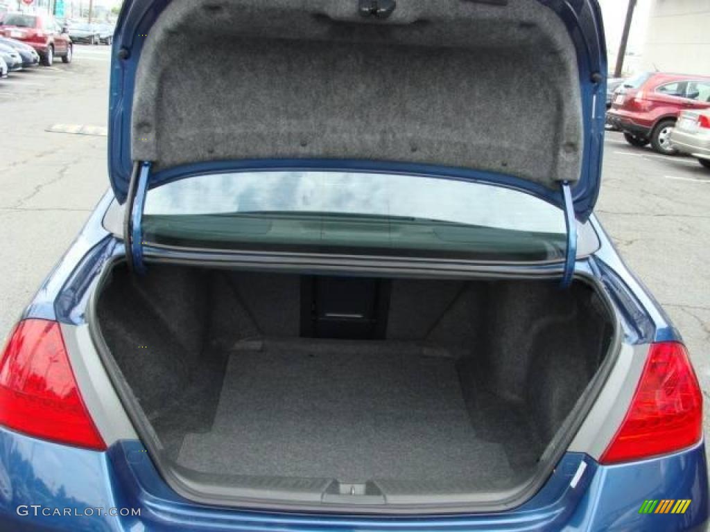 2006 Accord EX-L V6 Sedan - Sapphire Blue Pearl / Black photo #13