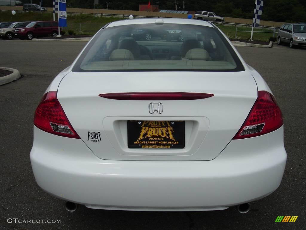2006 Accord EX V6 Coupe - Taffeta White / Ivory photo #4
