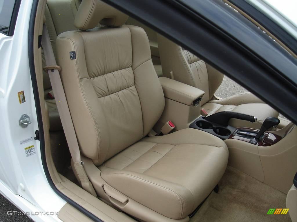 2006 Accord EX V6 Coupe - Taffeta White / Ivory photo #14