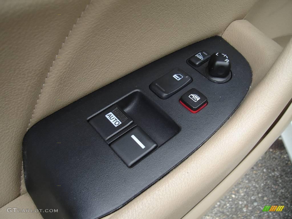 2006 Accord EX V6 Coupe - Taffeta White / Ivory photo #21