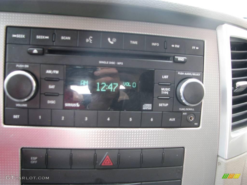 2008 Grand Cherokee Laredo 4x4 - Bright Silver Metallic / Dark Slate Gray/Light Graystone photo #19