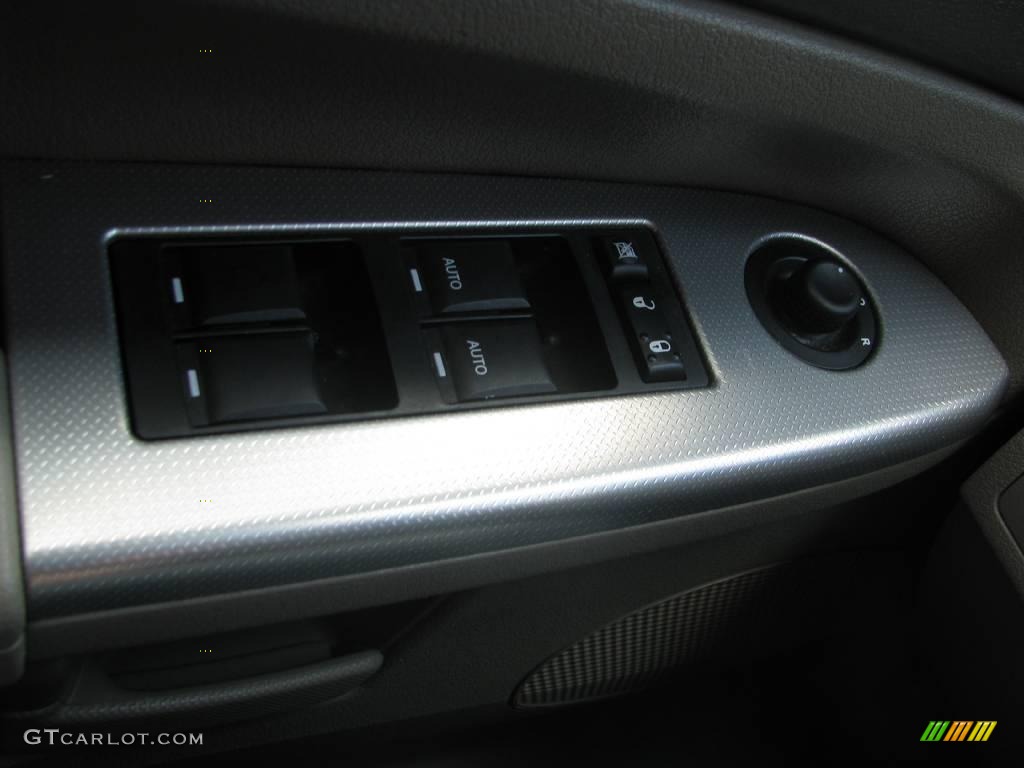 2008 Grand Cherokee Laredo 4x4 - Bright Silver Metallic / Dark Slate Gray/Light Graystone photo #27