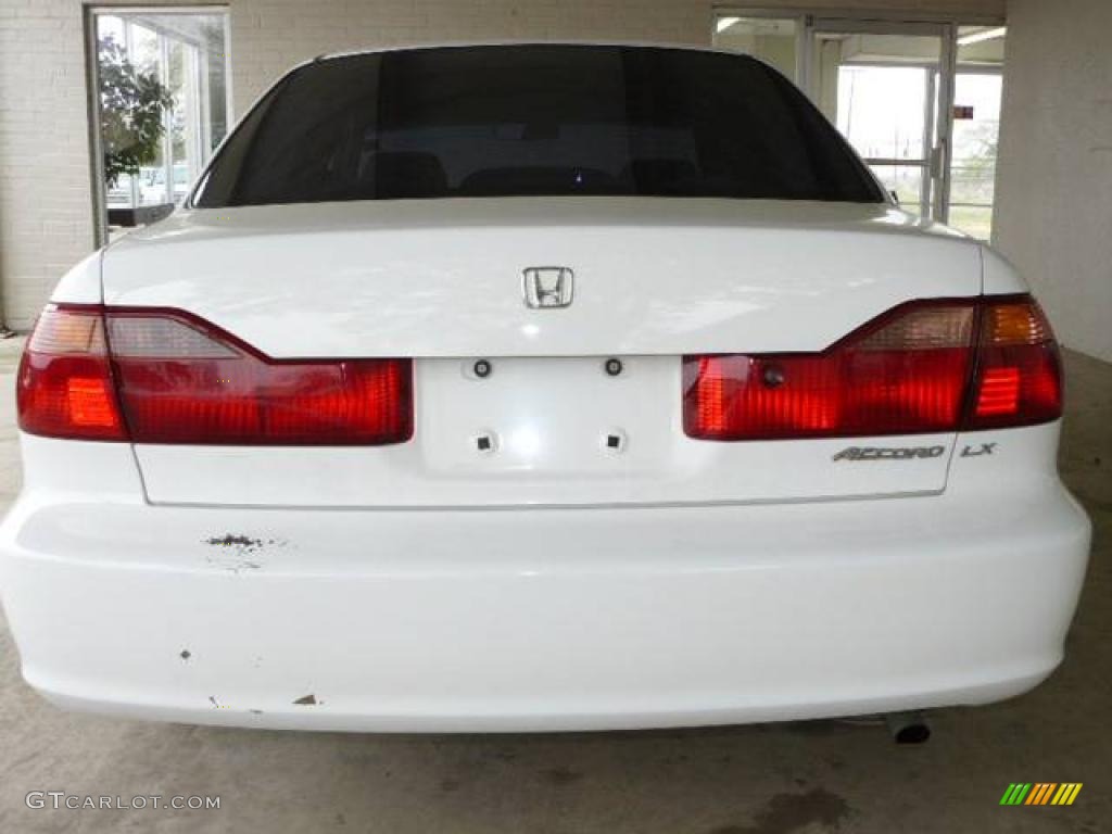 1998 Accord LX Sedan - Taffeta White / Ivory photo #5