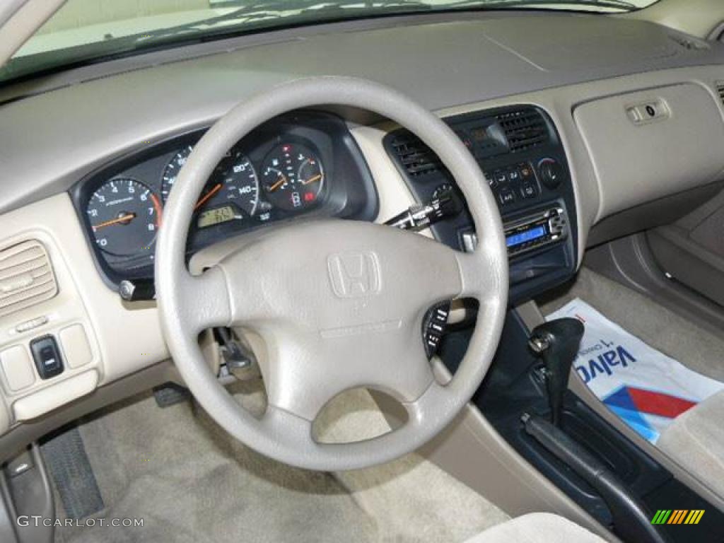 1998 Accord LX Sedan - Taffeta White / Ivory photo #10