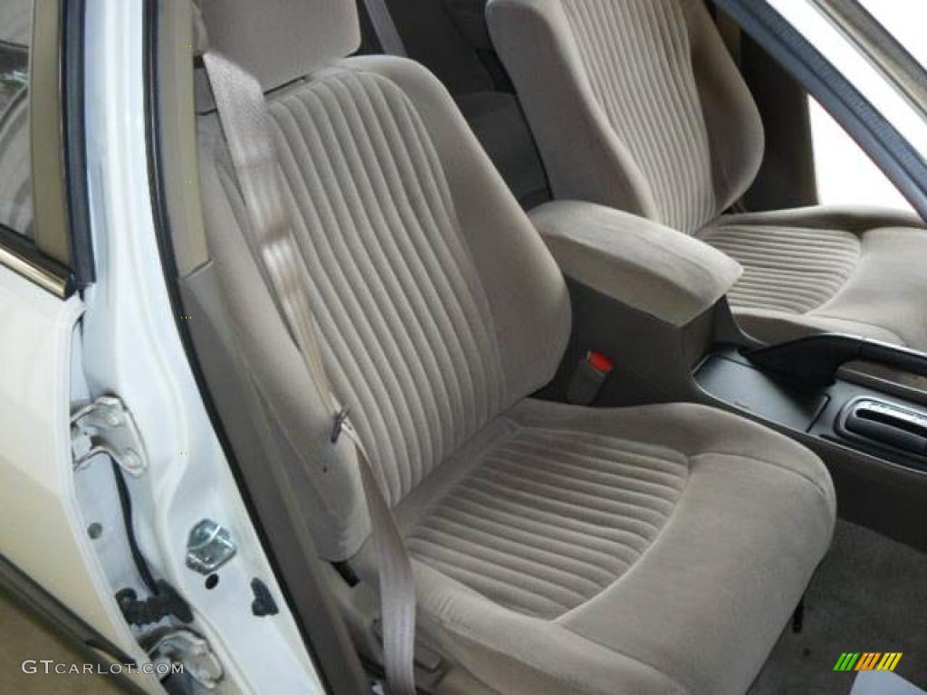 1998 Accord LX Sedan - Taffeta White / Ivory photo #14