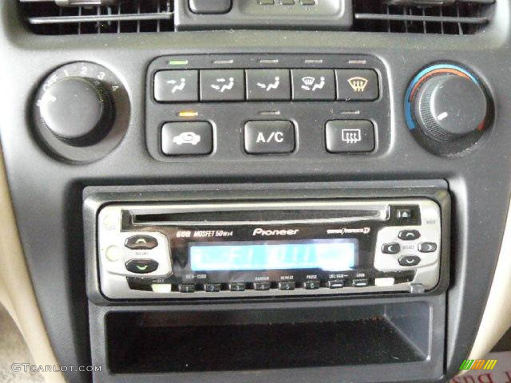 1998 Accord LX Sedan - Taffeta White / Ivory photo #19