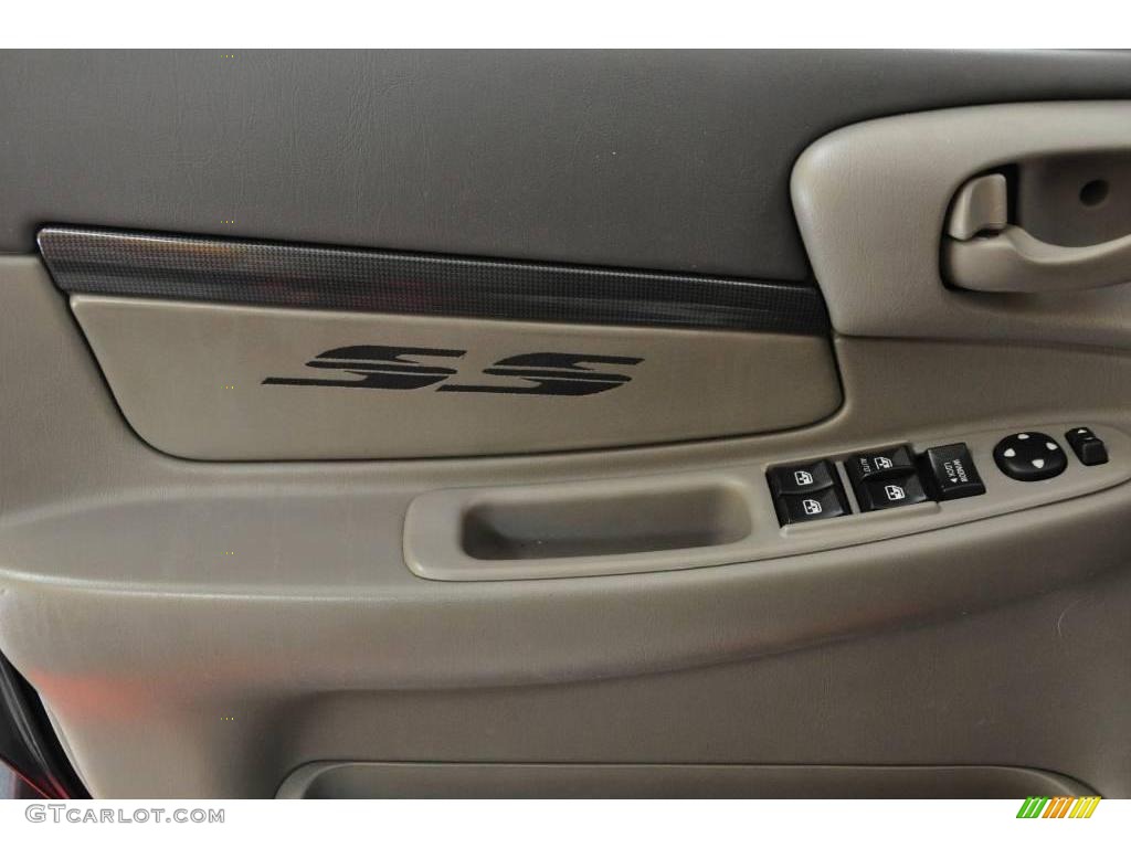 2004 Impala SS Supercharged - Black / Medium Gray photo #10