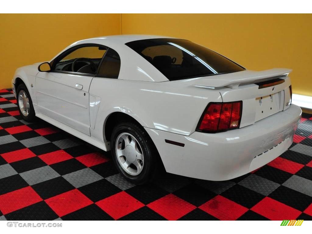 2001 Mustang V6 Coupe - Oxford White / Medium Parchment photo #4