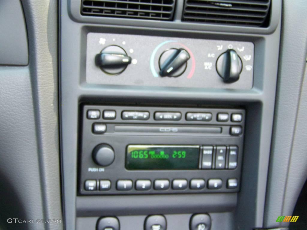 2004 Ford Mustang Cobra Convertible Controls Photo #15440039