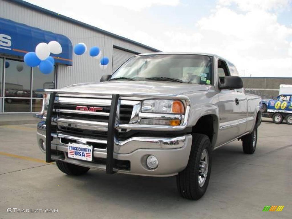 2007 Sierra 2500HD Classic SLE Extended Cab 4x4 - Silver Birch Metallic / Dark Charcoal photo #2