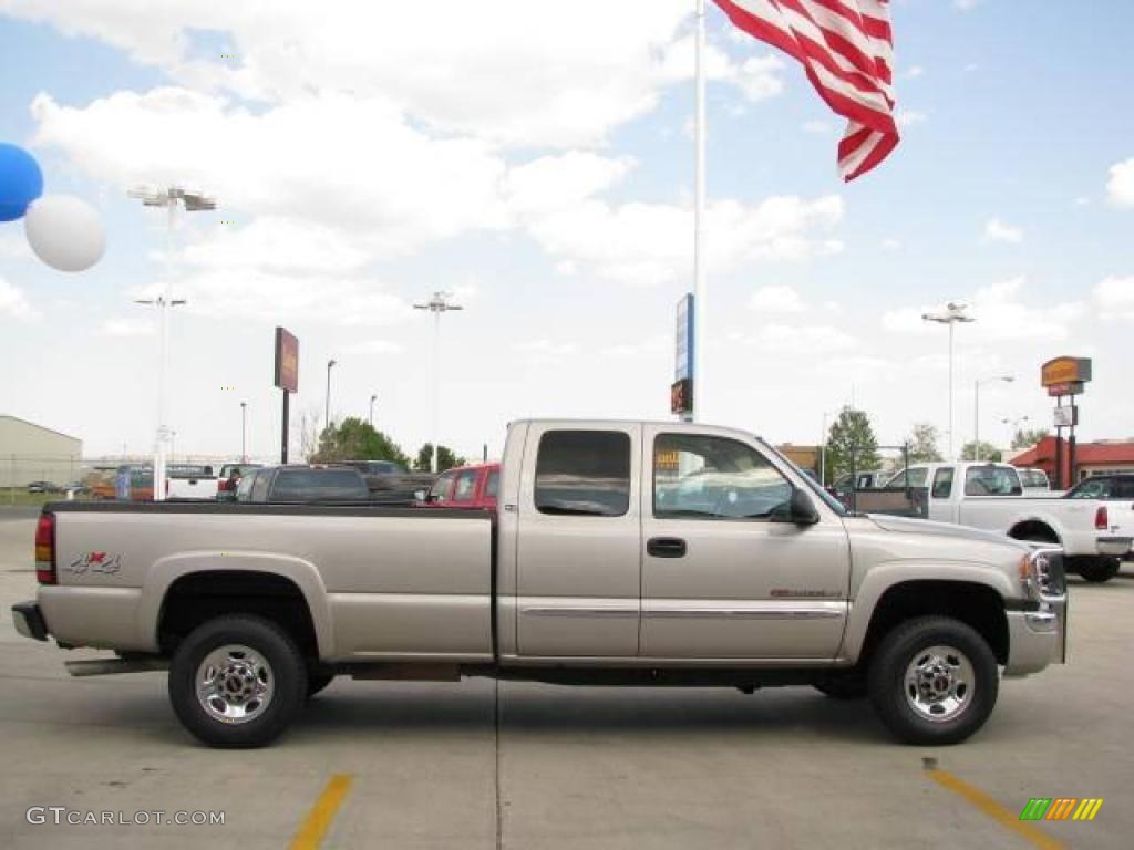 2007 Sierra 2500HD Classic SLE Extended Cab 4x4 - Silver Birch Metallic / Dark Charcoal photo #4
