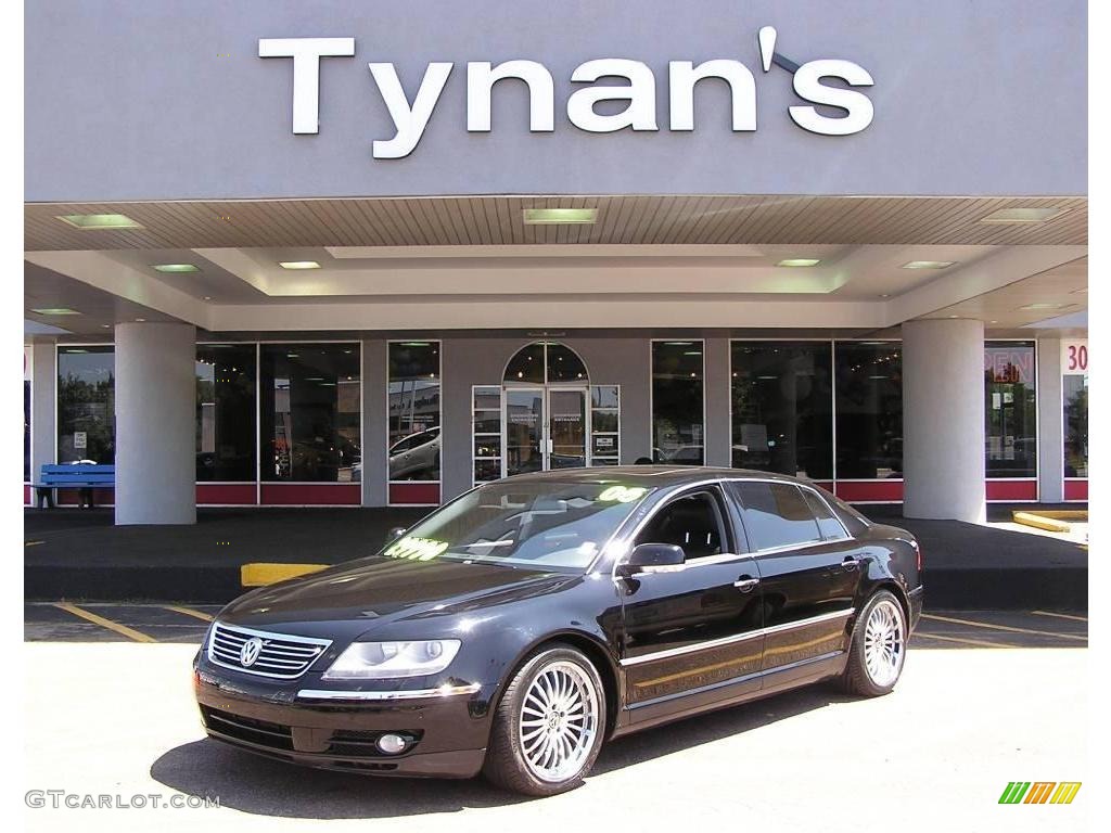 2005 Phaeton V8 4Motion Sedan - Black / Anthracite photo #1