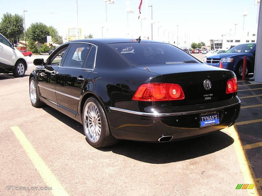 2004-nocturne-aubergine-volkswagen-phaeton-v8-4motion-sedan-45876117