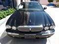 Ebony Black - XJ XJ8 L Photo No. 2