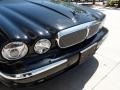 Ebony Black - XJ XJ8 L Photo No. 10