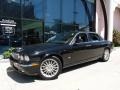 Ebony Black - XJ XJ8 L Photo No. 15