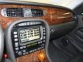 Ebony Black - XJ XJ8 L Photo No. 32